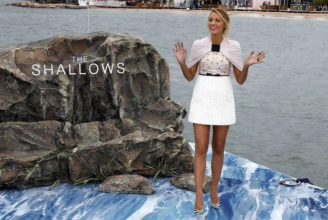 Cast member Blake Lively poses during a photocall for the film “The Shallows” at the 69th Cannes Film Festival in Cannes, France, May 13, 2016. (Photo by Eric Gaillard/Reuters)
