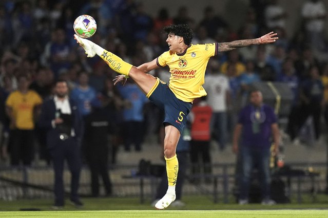 America's Kevin Alvarez controls the ball during a Mexican soccer league first leg semifinal match against Cruz Azul in Mexico City, Thursday, May 15, 2025. (Photo by Eduardo Verdugo/AP Photo)