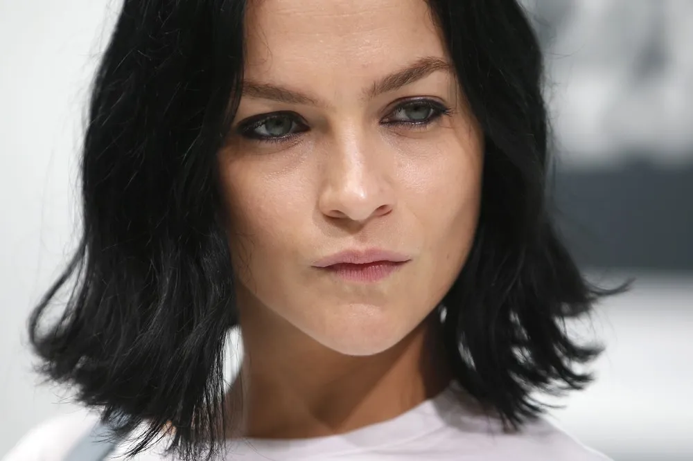 Fly with Chanel Airlines, Part 2/2