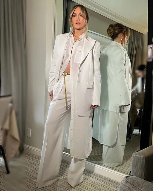American singer, actress and dancer Jennifer Lopez in the second decade of January 2023 begins the “Shotgun Wedding” press tour in white. (Photo by jlo/Instagram)