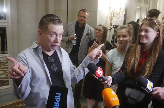 US Hollywood actor Stephen Baldwin speaks during a press conference in Kyiv, Ukraine, 30 May, 2019. Stephen Baldwin arrived in Kyiv to take part in the National Prayer breakfast. (Photo by STR/NurPhoto via Getty Images)