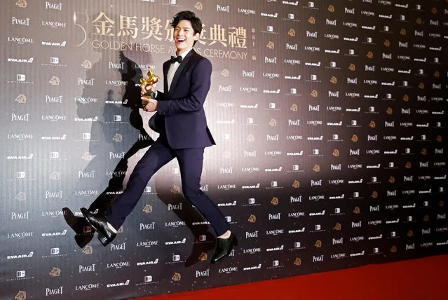 Actor Lin Po-hung poses backstage after winning Best Supporting Actor for his movie “At Cafe 6” at the 53rd Golden Horse Film Awards in Taipei, Taiwan November 26, 2016. (Photo by Tyrone Siu/Reuters)