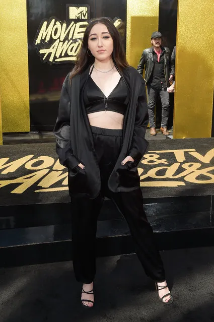 Singer Noah Cyrus attends the 2017 MTV Movie And TV Awards at The Shrine Auditorium on May 7, 2017 in Los Angeles, California. (Photo by Matt Winkelmeyer/Getty Images)
