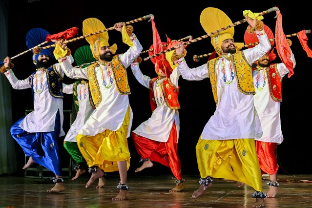 Students perform during a “Bhangra” folk dance competition at a university in Amritsar on October 29, 2024. (Photo by Narinder Nanu/AFP Photo)