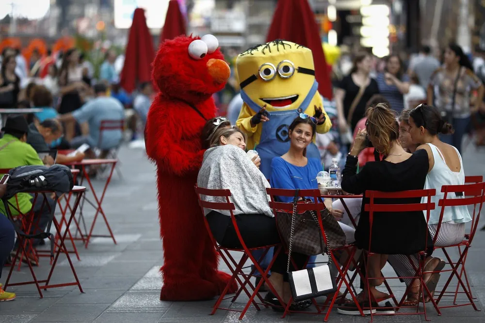 Being Elmo in Times Square