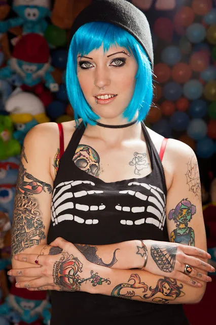 Hot tattooed girl. Roxy Rage