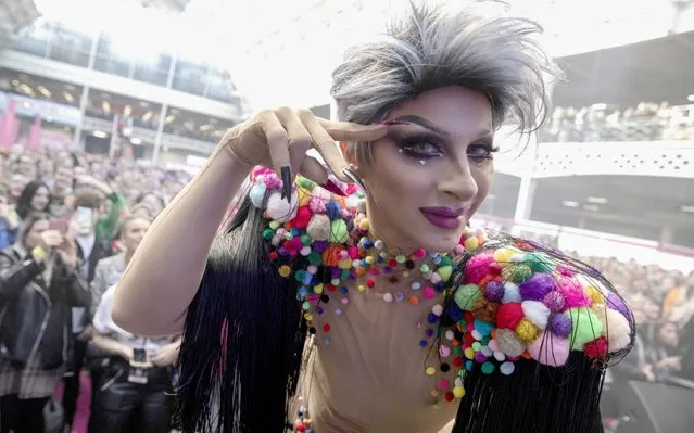 Performers on stage at RuPaul's DragCon UK presented by World Of Wonder at Olympia London on January 19, 2020 in London, England. (Photo by Tristan Fewings/Getty Images for World Of Wonder Productions)