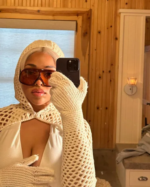 American socialite and model Jordyn Woods in the second decade of January 2023 tries out a new look. (Photo by jordynwoods/Instagram)