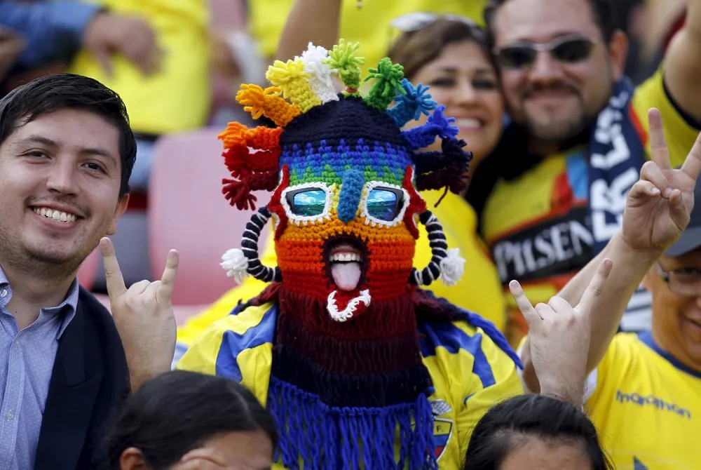 The Day in Photos – November 13, 2015