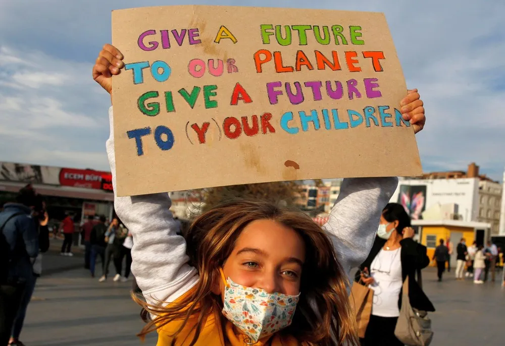 The Day in Photos – September 25, 2021