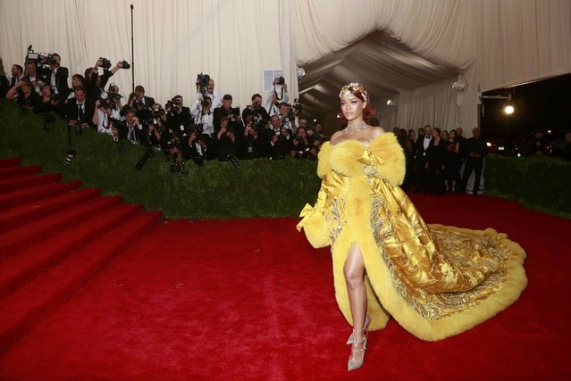 Barbadian singer, actress and fashion designer Rihanna arrives for the Metropolitan Museum of Art Costume Institute Gala 2015 celebrating the opening of “China: Through the Looking Glass” in Manhattan, New York May 4, 2015. (Photo by Andrew Kelly/Reuters)