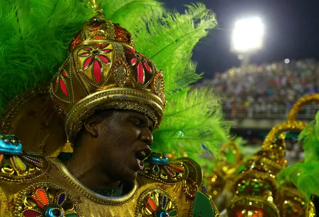 A reveller from Mocidade samba school performs during the second night of the carnival parade at the Sambadrome in Rio de Janeiro, Brazil February 28, 2017. (Photo by Pilar Olivares/Reuters)