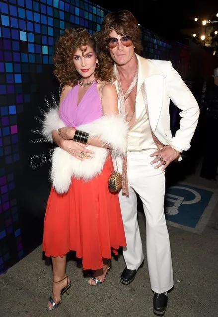 Cindy Crawford (L) and Rande Gerber attend Casamigos Halloween Party on October 27, 2017 in Los Angeles, California. (Photo by Michael Kovac/Getty Images for Casamigos Tequila)