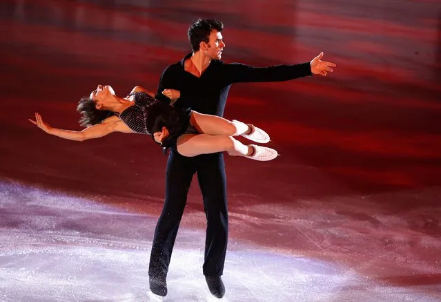 Gold medallists Meagan Duhamel and Eric Redford of Canada perform during the exhibition gala at the ISU Grand Prix of Figure Skating in Barcelona, December 14, 2014. (Photo by Gustau Nacarino/Reuters)