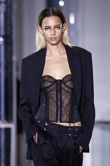 A model presents a creation by designer Anthony Vaccarello during his Fall/Winter 2016/2017 women's ready-to-wear collection show in Paris, France, March 1, 2016. (Photo by Benoit Tessier/Reuters)