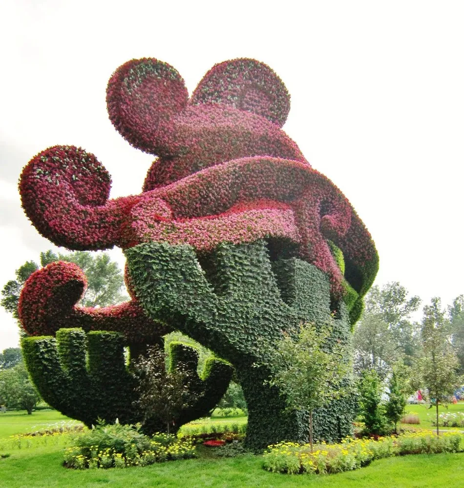 Monumental Plant Sculptures at the 2013 Mosaicultures Internationales De Montreal