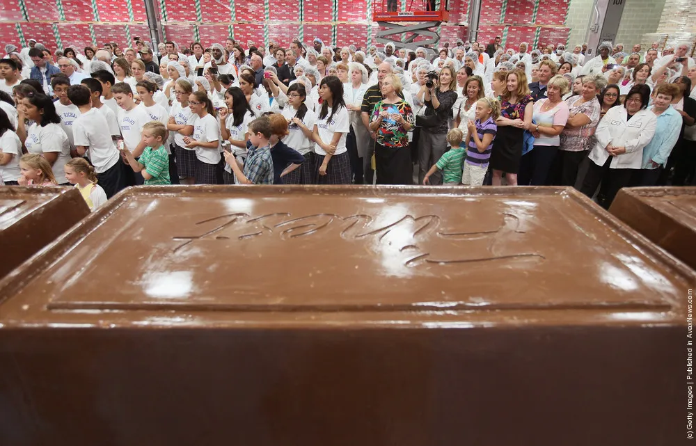 Guinness World Record Attempt At Largest Chocolate Bar