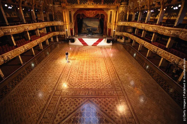 Cleaners Give Blackpool Tower Ballroom A Good Clean