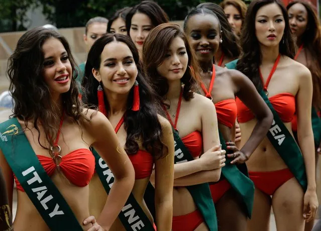 Miss Earth 2016 candidates pose during a press presentation in Manila, Philippines, 11 October 2016. (Photo by Mark R. Cristino/EPA)