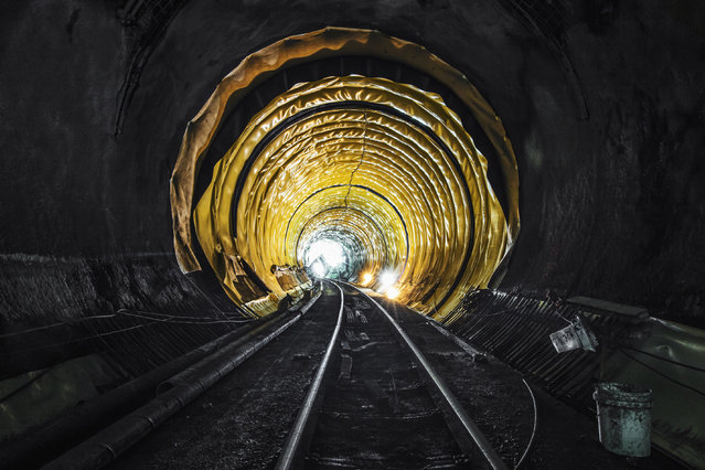 Unnamed subway track in New York City. (Photo by Dark Cyanide/Caters News)