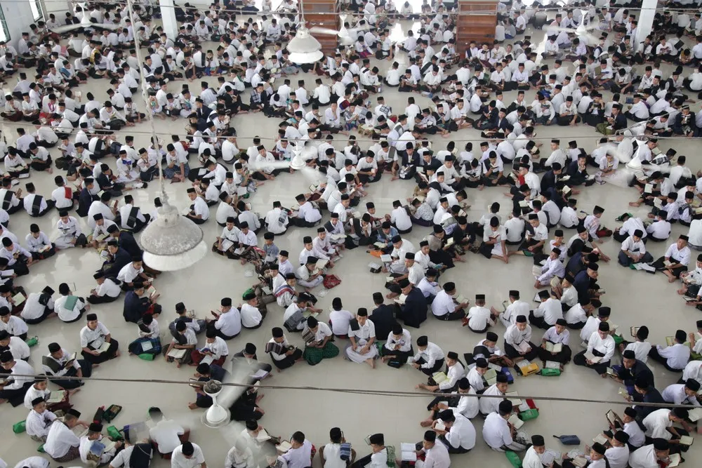 A Look at Life in Indonesia, Part 1/2