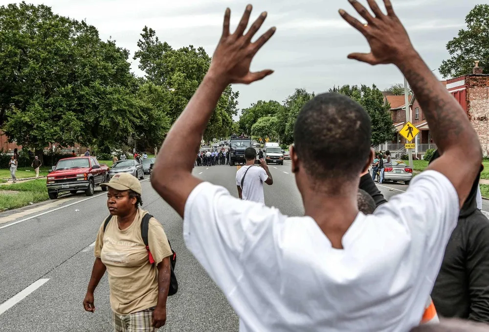 Missouri – Arrests Amid Protests after Fatal Police Shooting