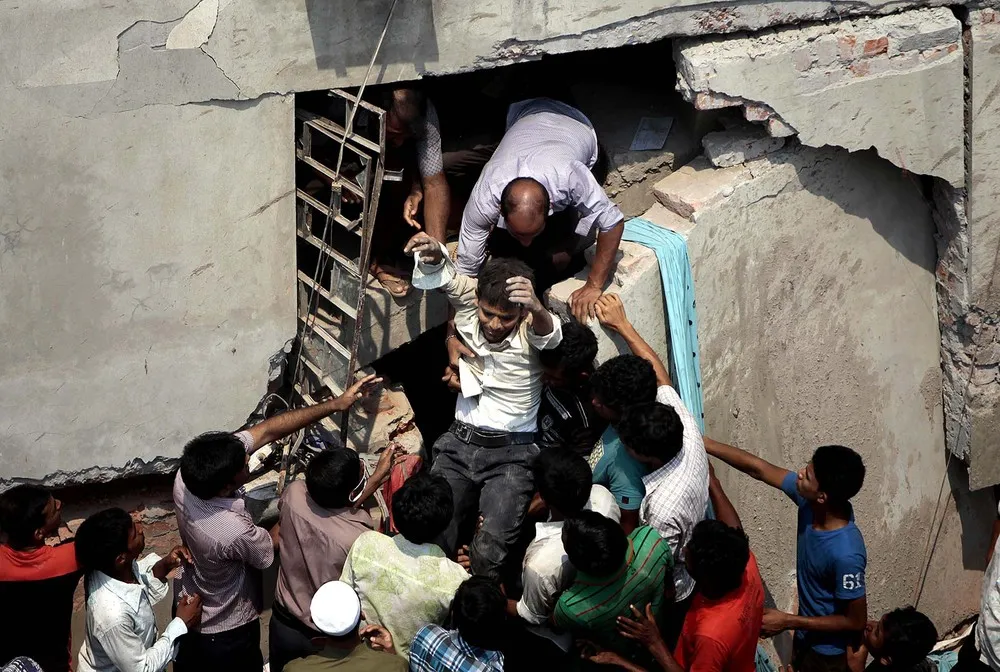 Building Collapse Kills 300 People in Bangladesh