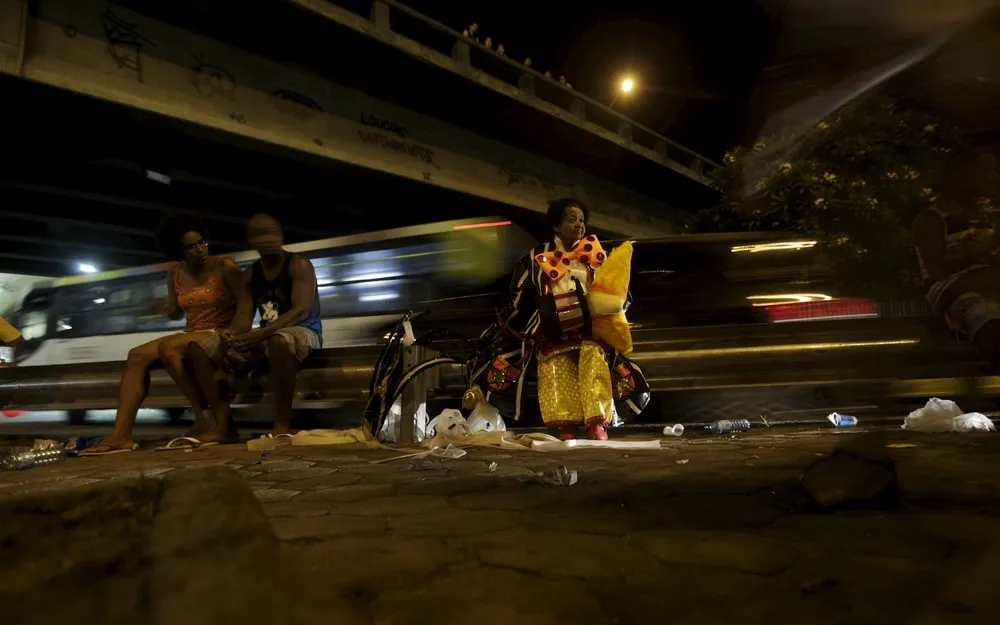 The Day in Photos – February 10, 2016