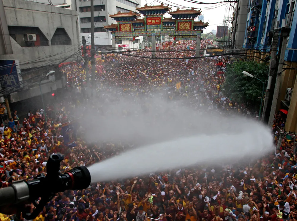 Huge Catholic Procession in Manila
