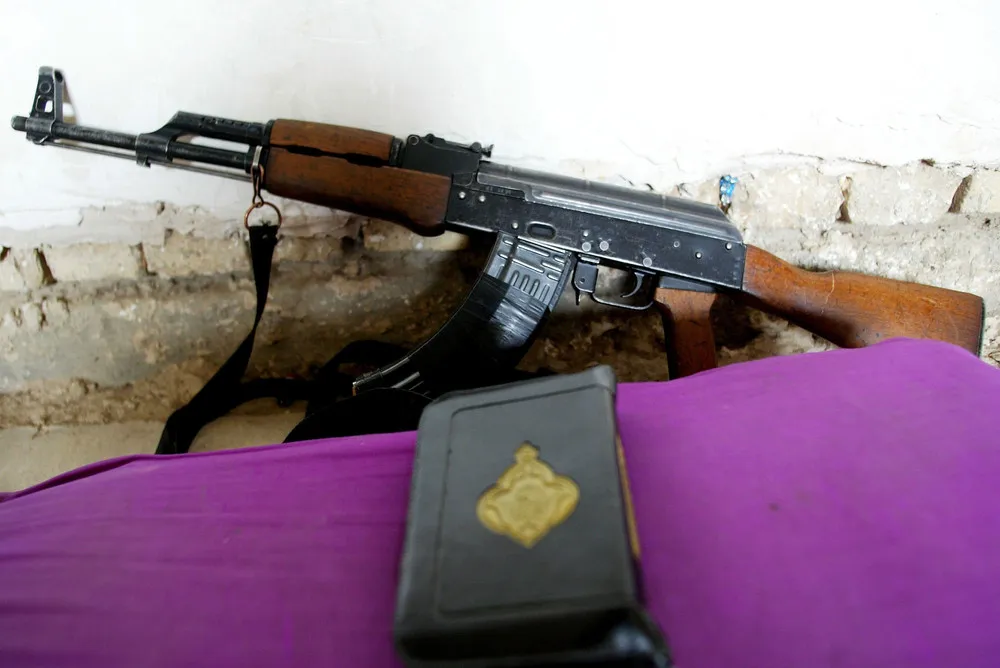 [Oldies] Kalashnikov: The Man and Machine Gun