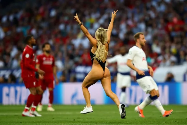 A streaker enters the pitch during the UEFA Champions League Final between Tottenham Hotspur and Liverpool at Estadio Wanda Metropolitano on June 01, 2019 in Madrid, Spain. (Photo by Chris Brunskill/Fantasista/Getty Images)