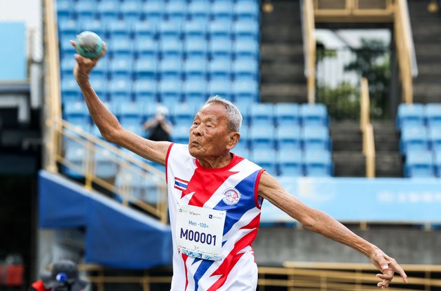 Thailand's Sawang Janpram, the oldest competitor at the 2025 World Masters Games at 105 years old, competes during the men's shot put for the 100+age group in Taipei on May 22, 2025. Sawang is unrivalled at the World Masters Games underway in Taiwan where he ranks as the oldest competitor and the only person in his age group. (Photo by I-Hwa Cheng/AFP Photo)