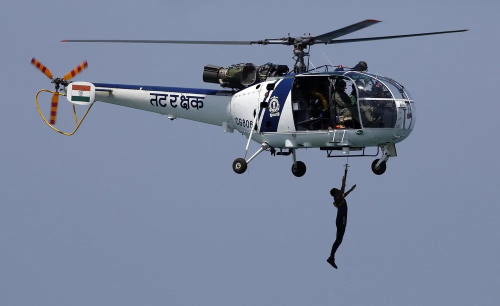 The Day in Photos – May 4, 2016