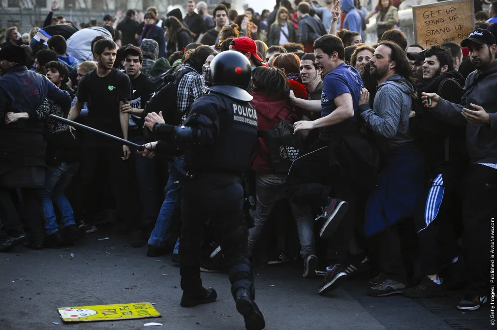 Rioting Erupts During 24-hour Strike In Spain