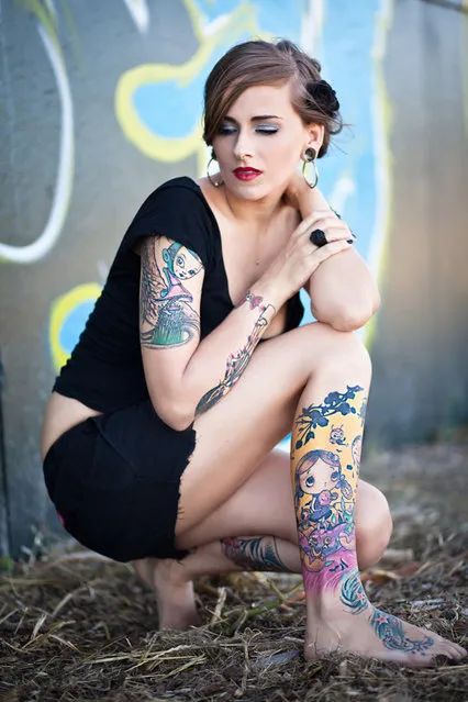 Hot tattooed girl. Tainted Gypsy