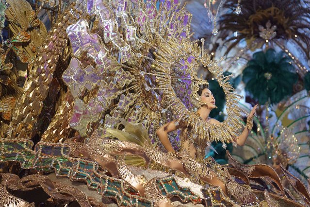 Candidate Corina Mrazek Gonzalez wins the Carnival's Queen gala wearing the fantasy 'El mundo' (The World) during Carnival's Queen gala at Santa Cruz de Tenerife, Canary Islands, Spain, 07 February 2024. (Photo by Ramon de la Rocha/EPA/EFE)