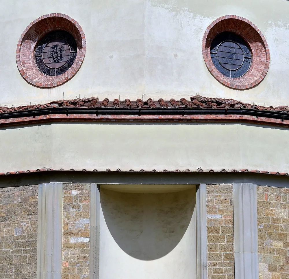 “Faces in Places”