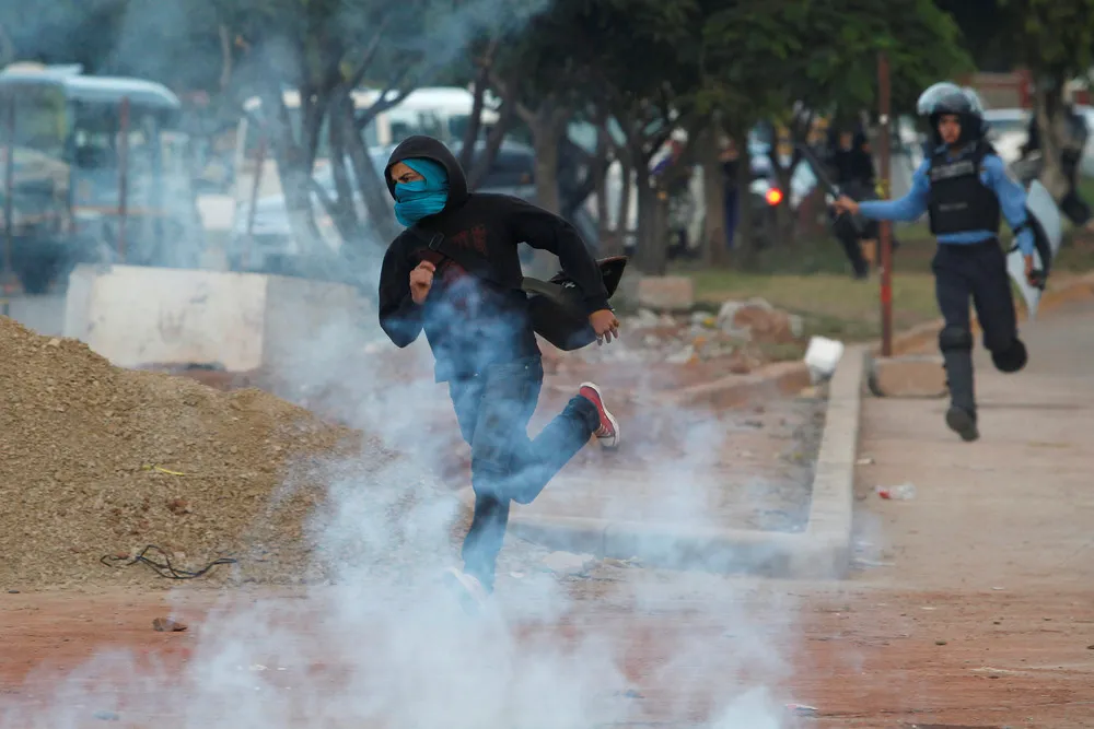 The Day in Photos – November 11, 2016