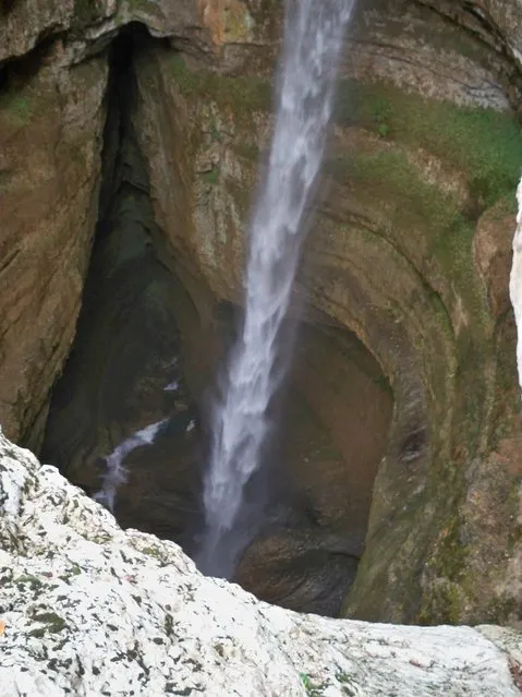 Baatara Gorge Waterfall