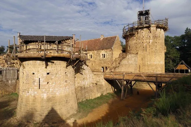 A view of the construction site of the Chateau de Guedelon near Treigny in the Burgundy region of France, September 13, 2016. (Photo by Jacky Naegelen/Reuters)