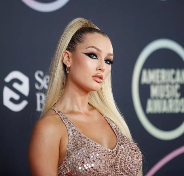 TikTok beauty star Meredith Duxbury arrives at the 2021 American Music Awards at the Microsoft Theater in Los Angeles, California, U.S., November 21, 2021. (Photo by Aude Guerrucci/Reuters)