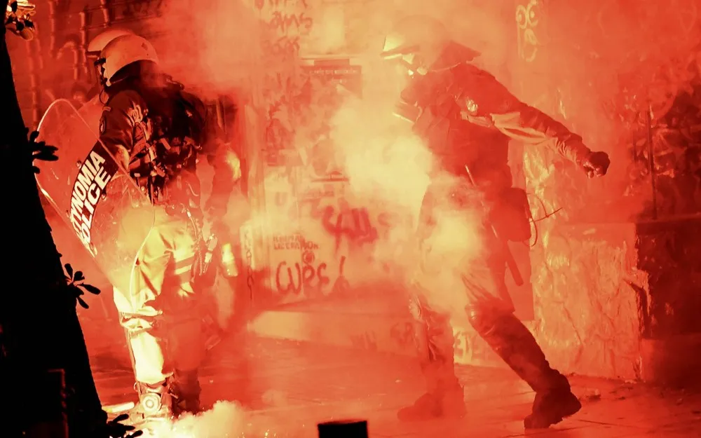 The Day in Photos – December 10, 2017