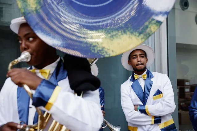 Performers from the Cape Town Minstrels prepare ahead of the opening ceremony of the T20 women's World Cup cricket tournament at Newlands Stadium in Cape Town on February 10, 2023. (Photo by Marco Longari/AFP Photo)