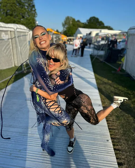 The summer is almost here as American television personality Kimberly Wyatt and American television presenter and singer Ashley Roberts reunite at Mighty Hoopla in London early June 2023. (Photo by iamashleyroberts/Instagram)