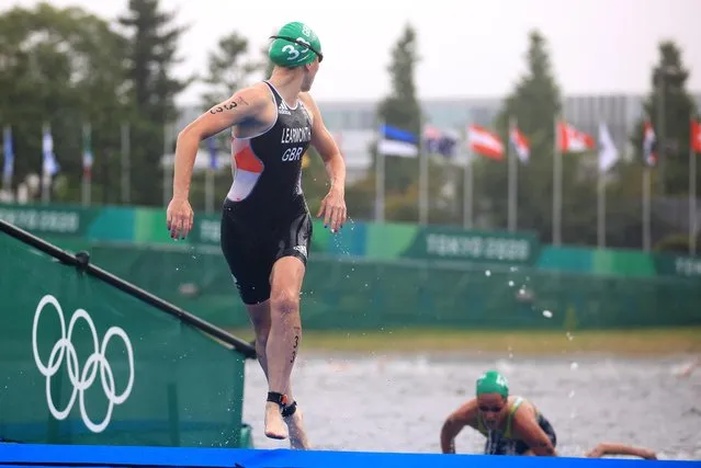 Jessica Learmonth of Great Britain in action during the Women's Triathlon at the Odaiba Marine Park during the 2020 Tokyo Summer Olympic Games in Tokyo, Japan on July 27, 2021. (Photo by Hannah Mckay/Reuters)