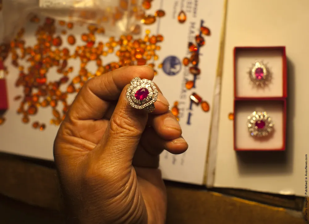 Afghan Gem Industry Key To Economic Development