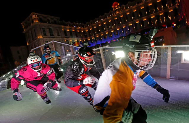 Competitors take part in the Red Bull Crashed Ice Cross Downhill World Championship in Marseille, France January 14, 2017. (Photo by Jean-Paul Pelissier/Reuters)