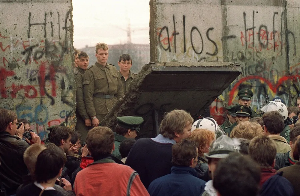 The Berlin Wall Comes Down