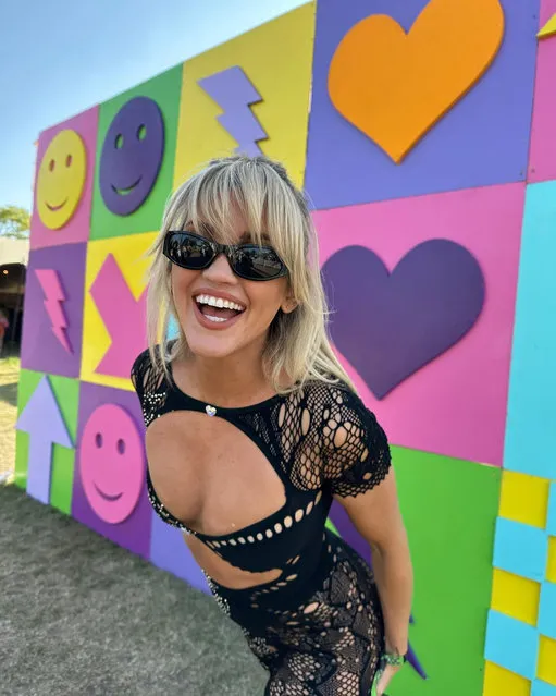 Pussycat dolls reunion as Ashley Roberts goes braless at Mighty Hoopla with Kimberley Wyatt in London early June 2023. (Photo by iamashleyroberts/Instagram)