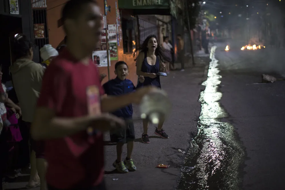 The Day in Photos – December 10, 2017